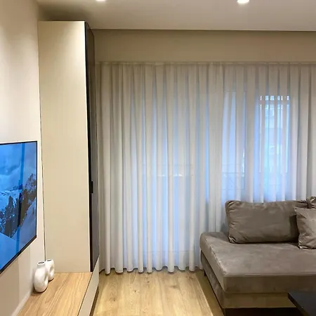 Perfect Location, Calm, Private *