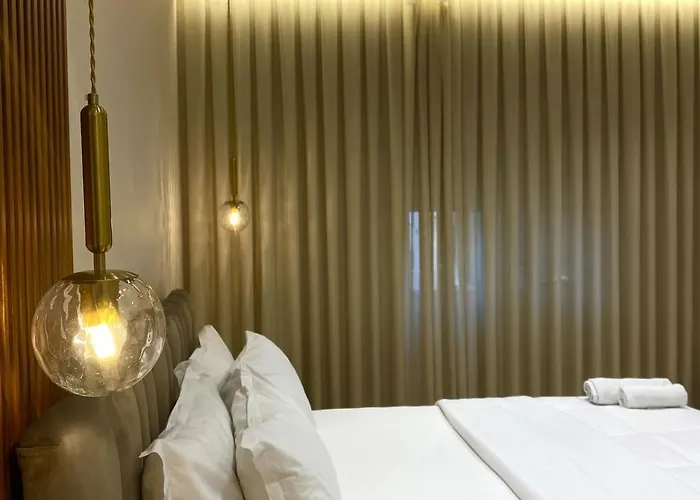 Perfect Location, Calm, Private * Tirana